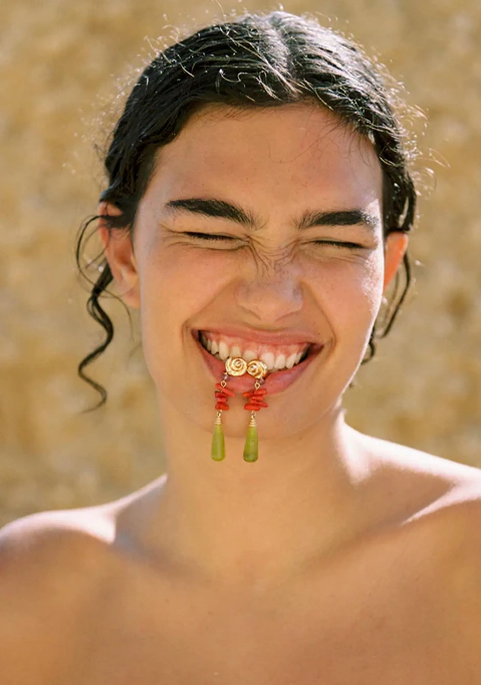 Caracola Earrings_Gold