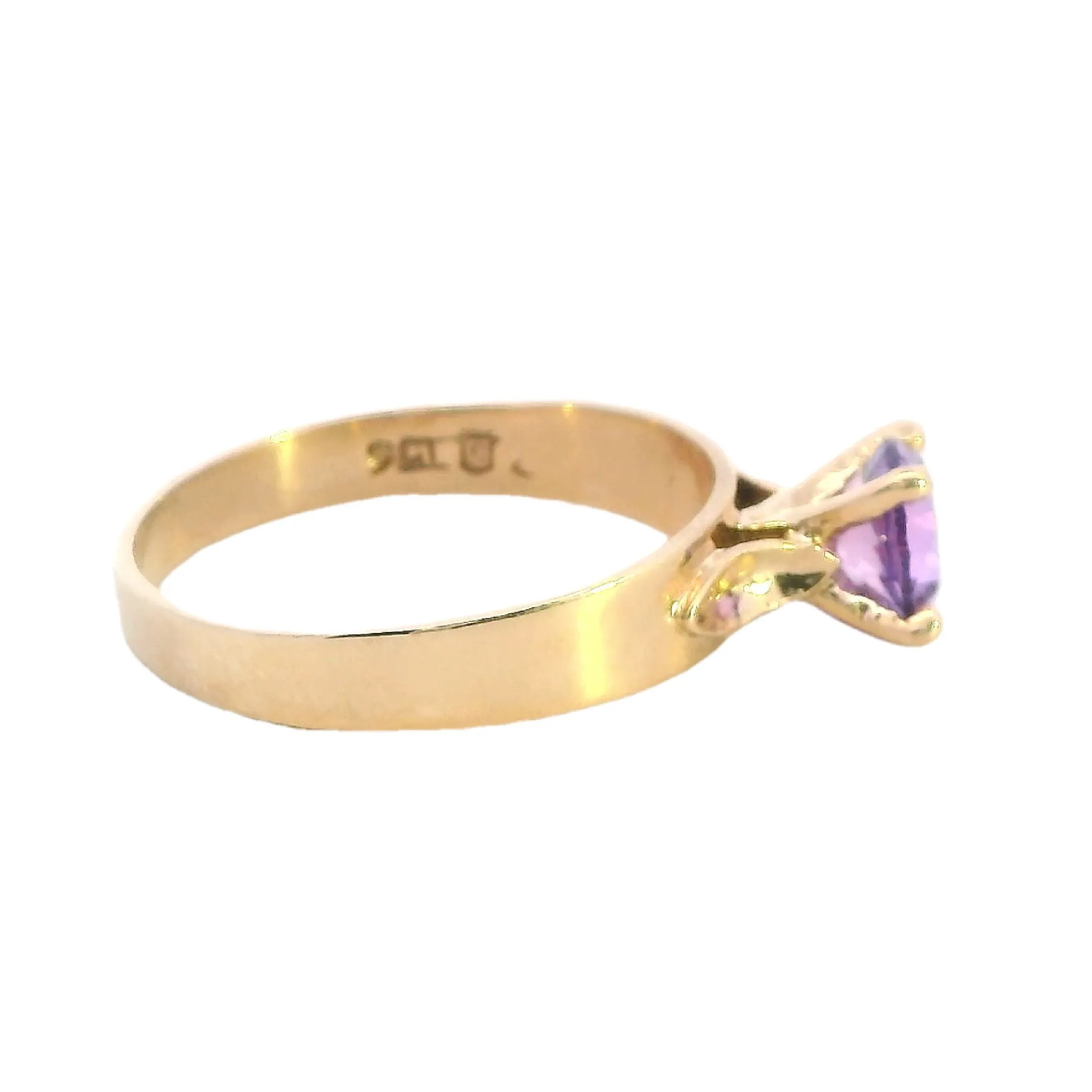 Elegant Yellow Gold Synthetic Pink Sapphire Ring - Modern and Chic