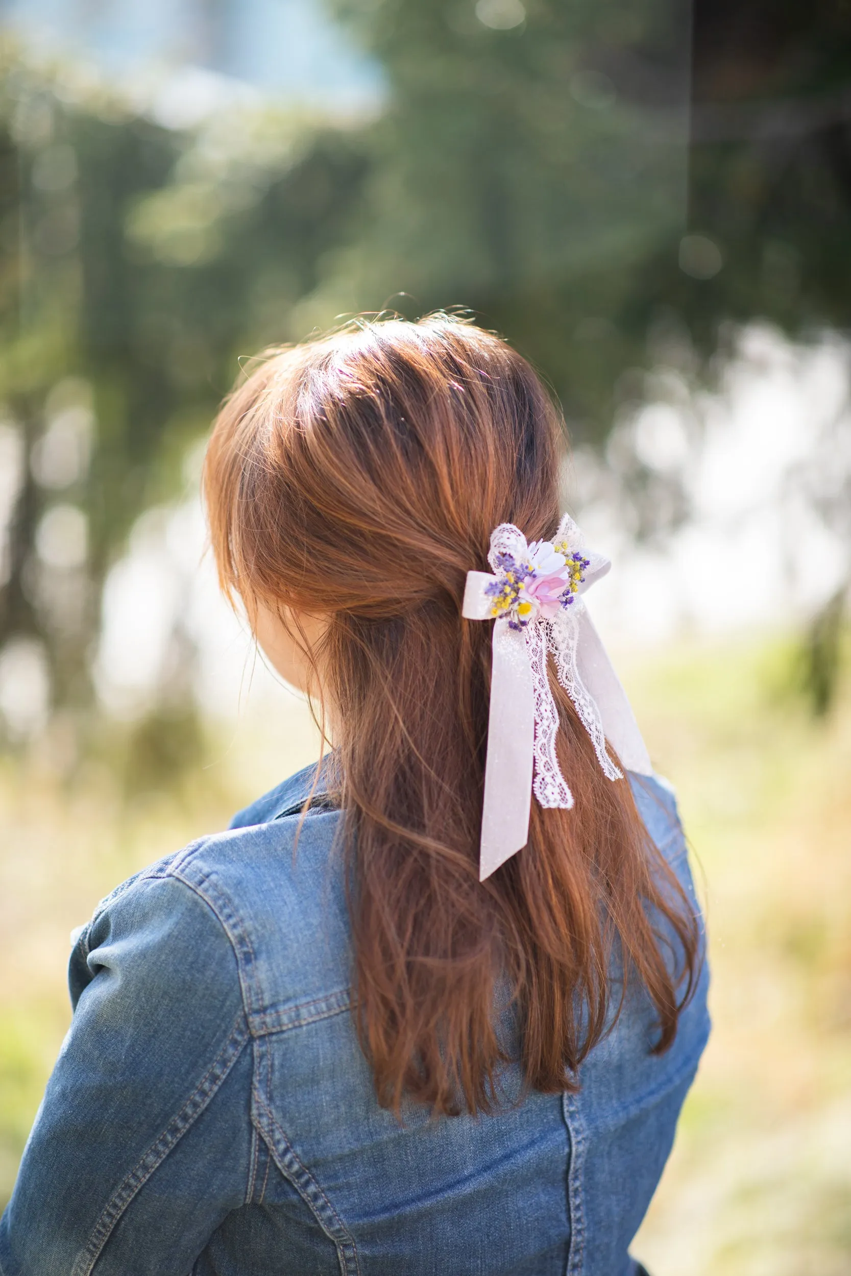 Meadow flower hair clip Bridal barrette clip with daisy Customisable Hair bow Ribbon Lace ponytail clip Gift for her Wedding 2021 Pink clip