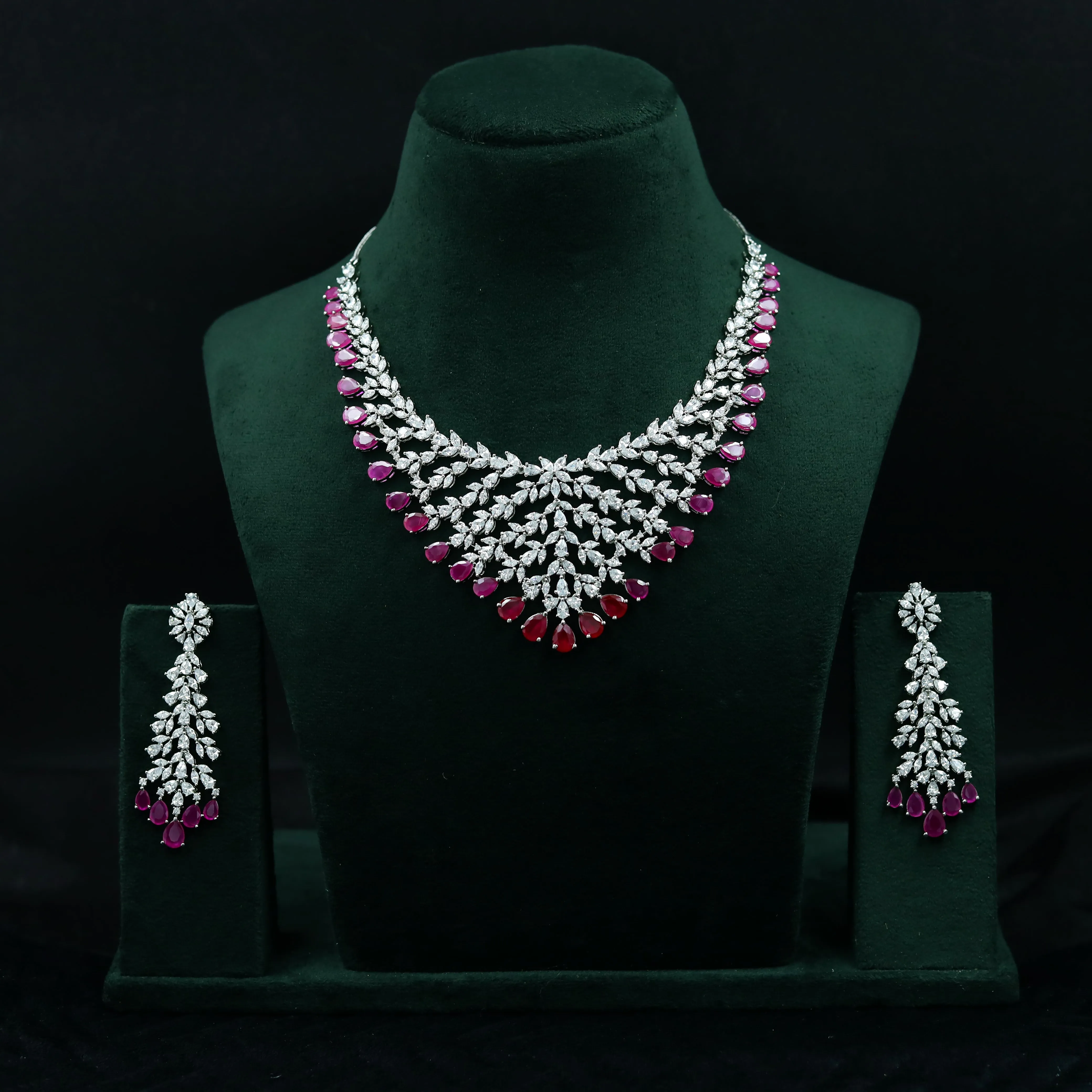 Round Neck Zircon/AD Necklace Set 11891-69
