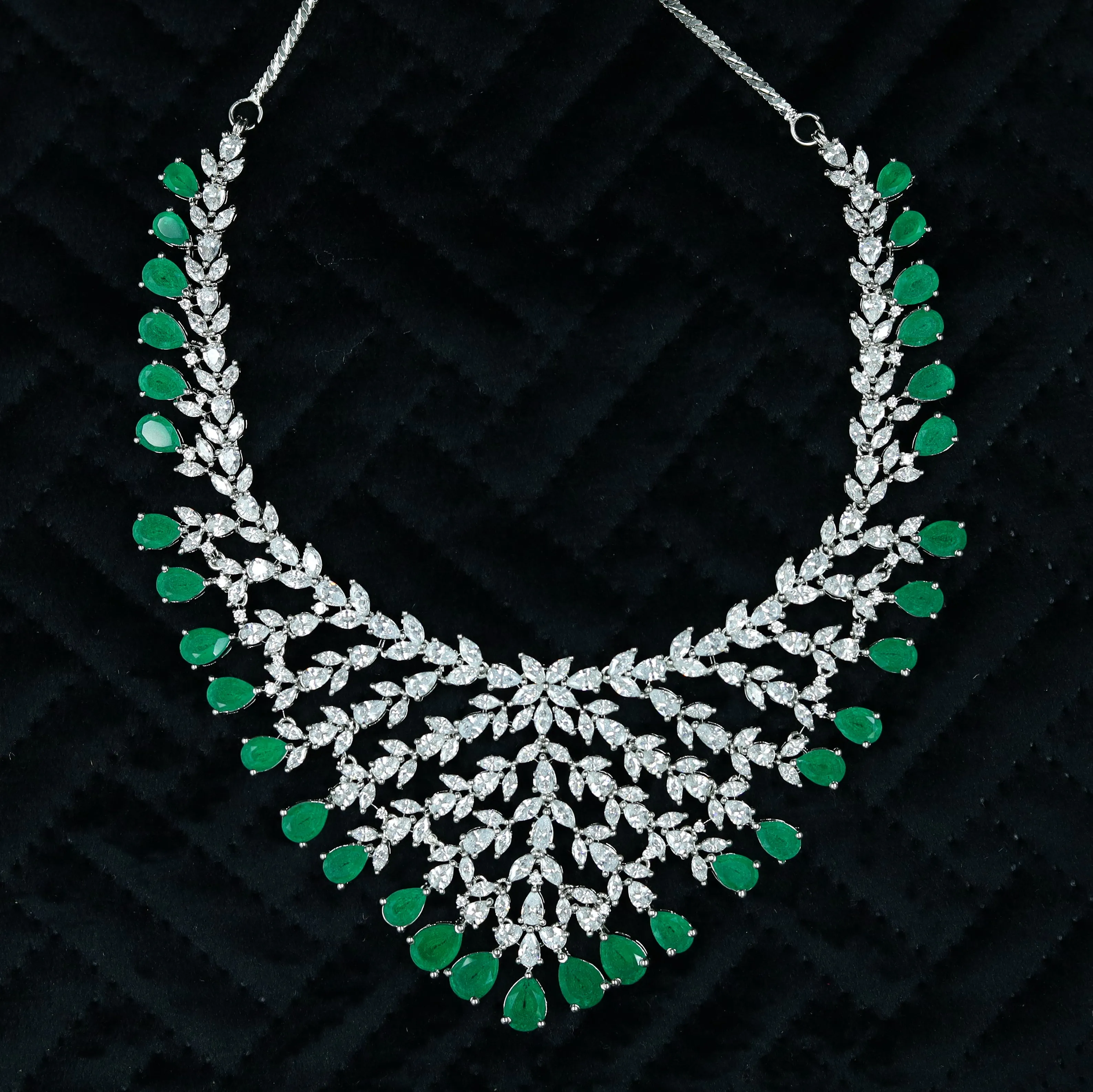 Round Neck Zircon/AD Necklace Set 11891-69