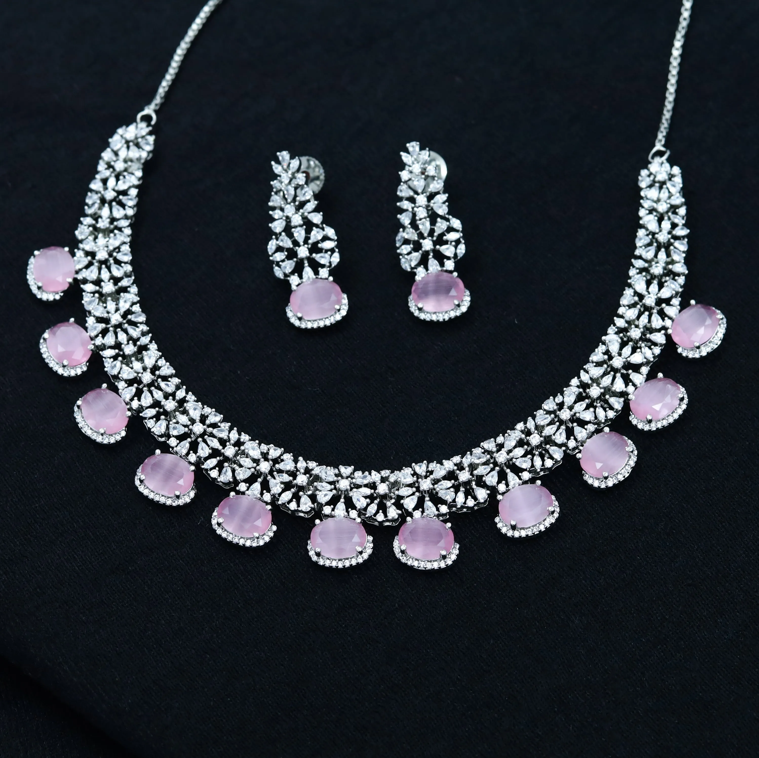 Round Neck Zircon/AD Necklace Set 11909-69