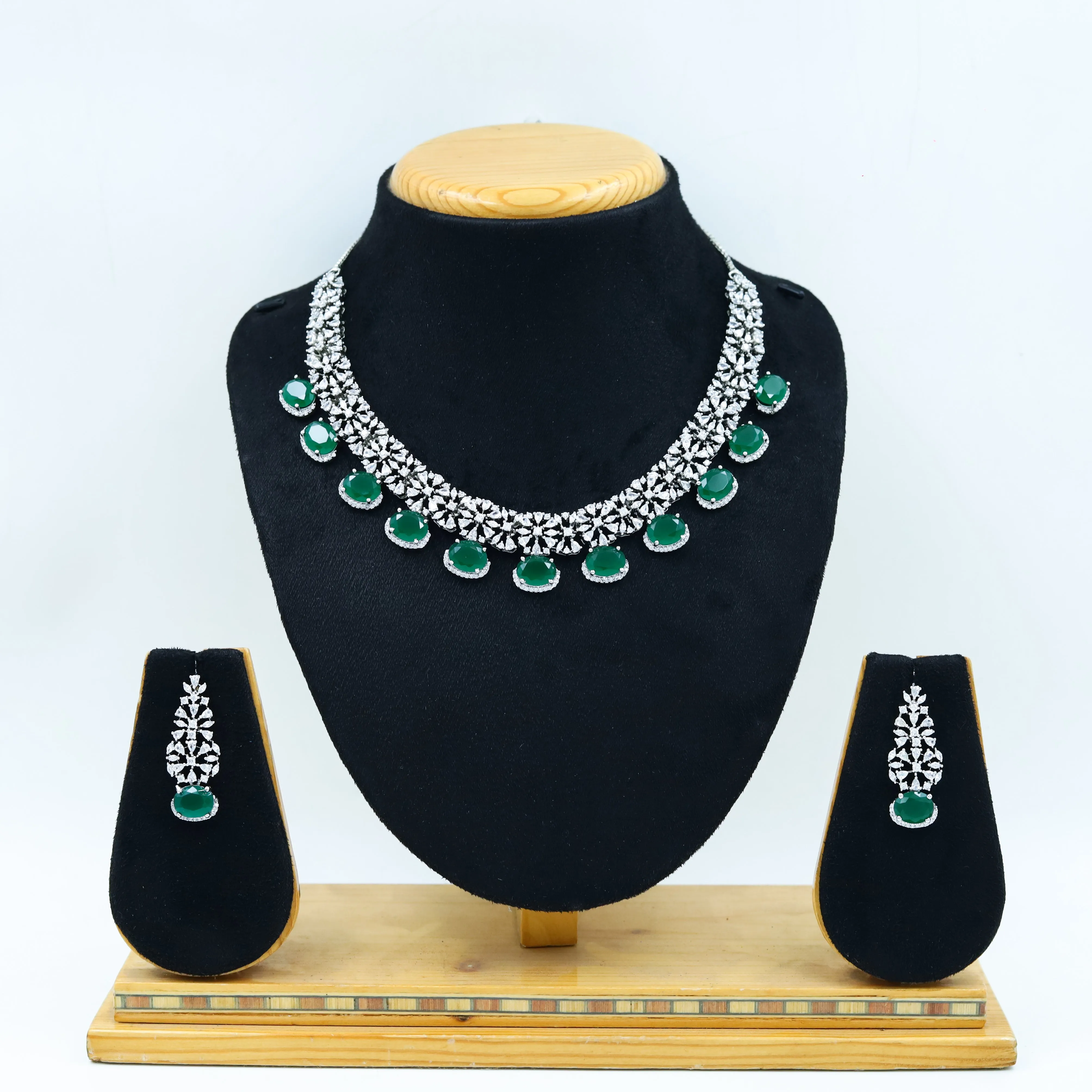 Round Neck Zircon/AD Necklace Set 11909-69