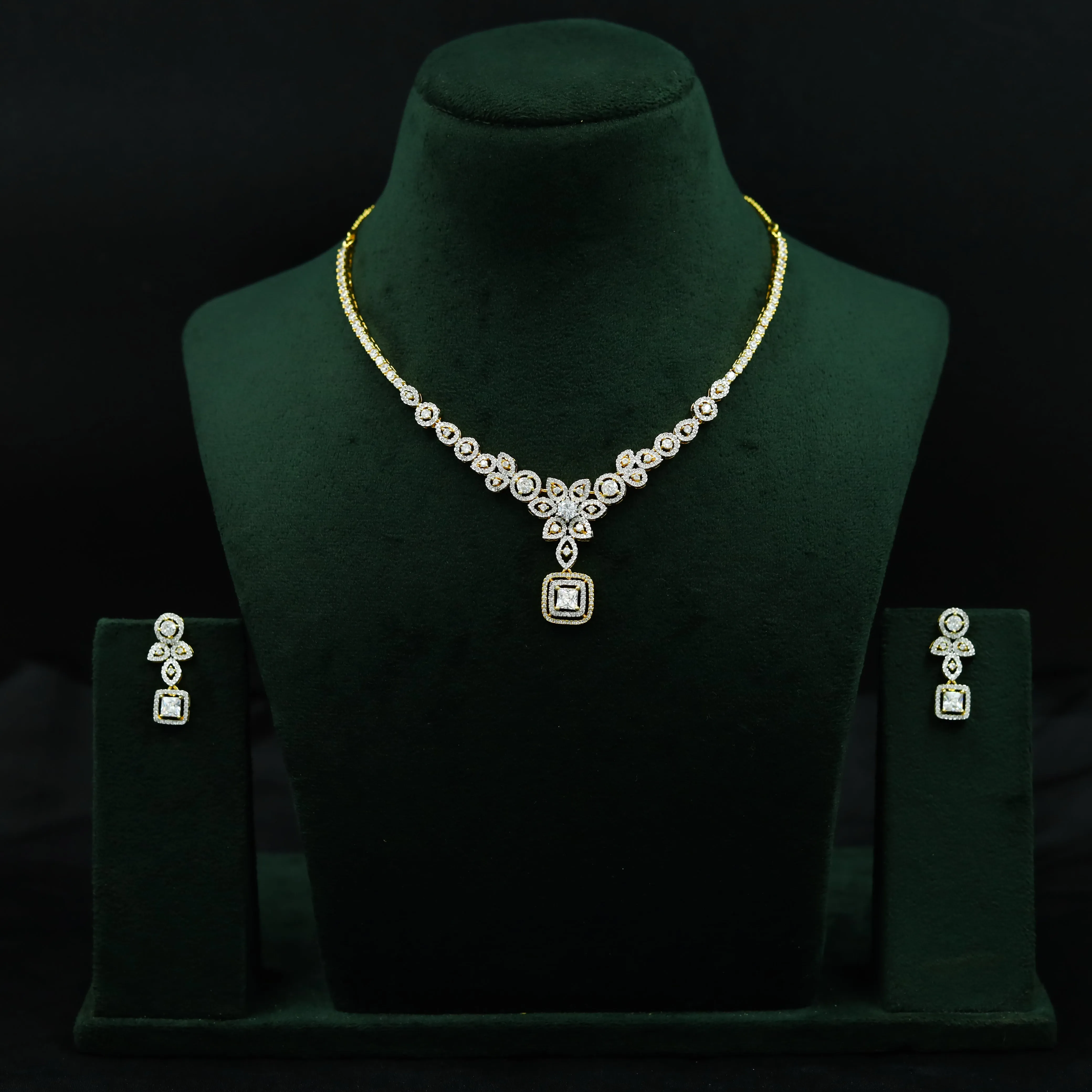 Round Neck Zircon/AD Necklace Set 12766-68