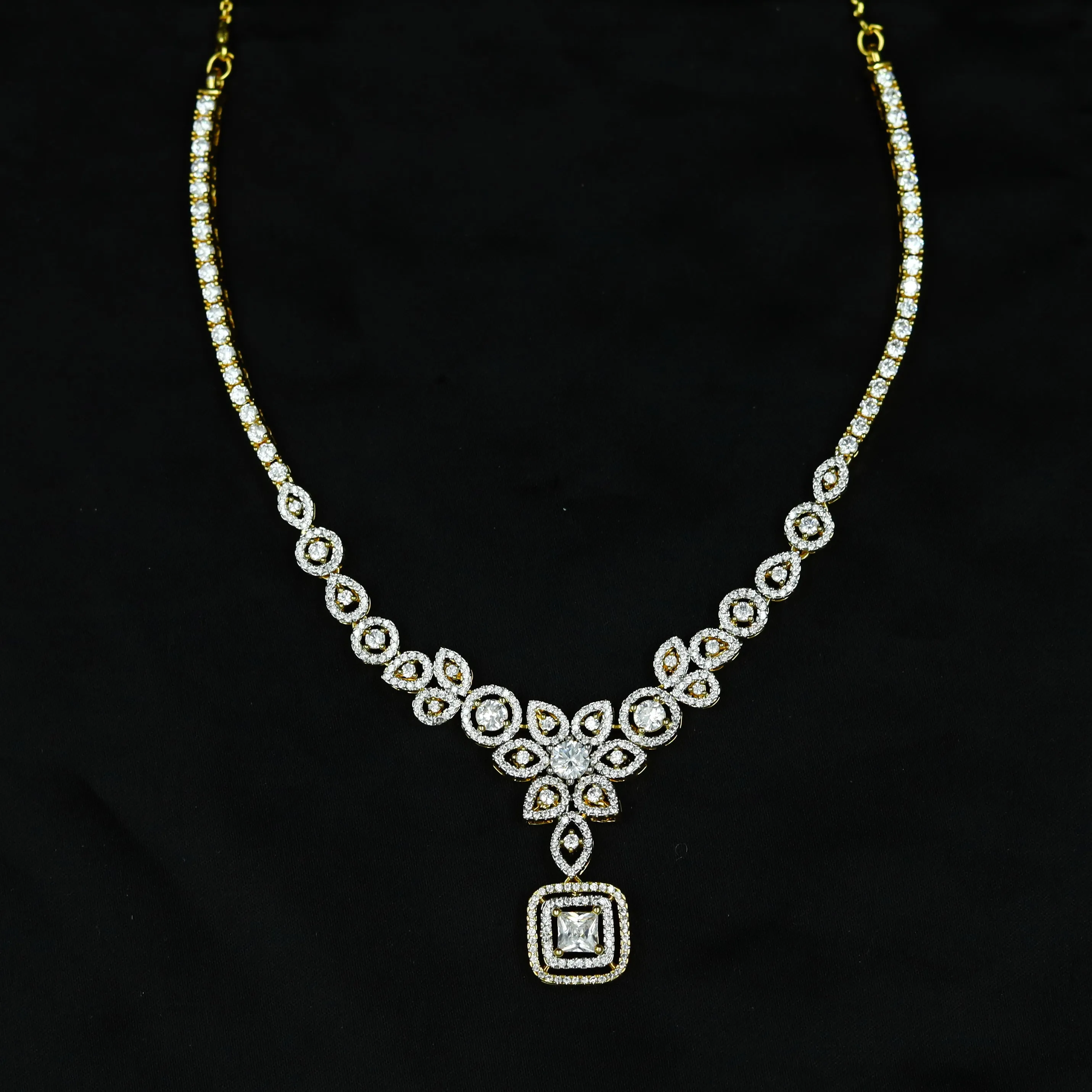 Round Neck Zircon/AD Necklace Set 12766-68