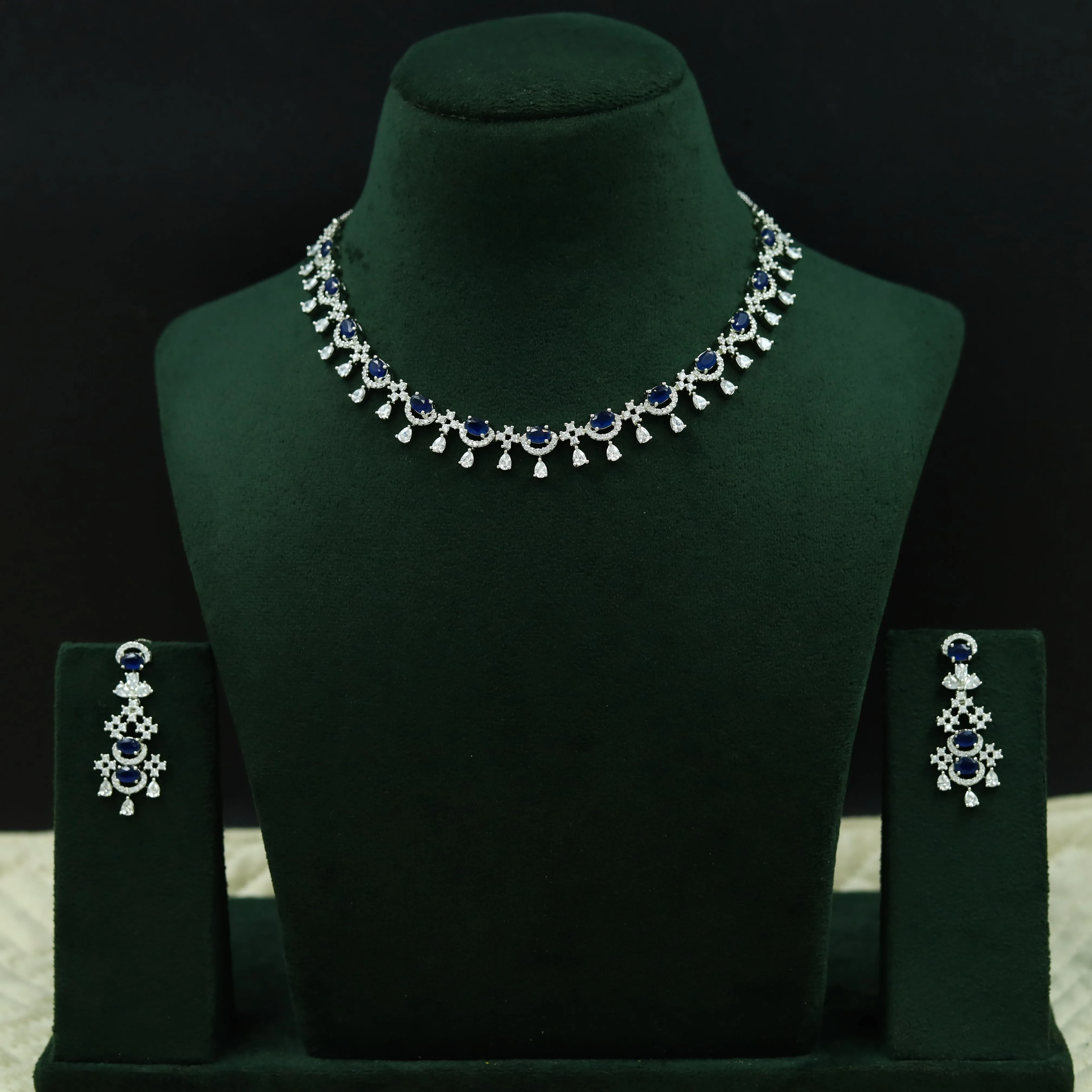 Round Neck Zircon/AD Necklace Set 12767-68