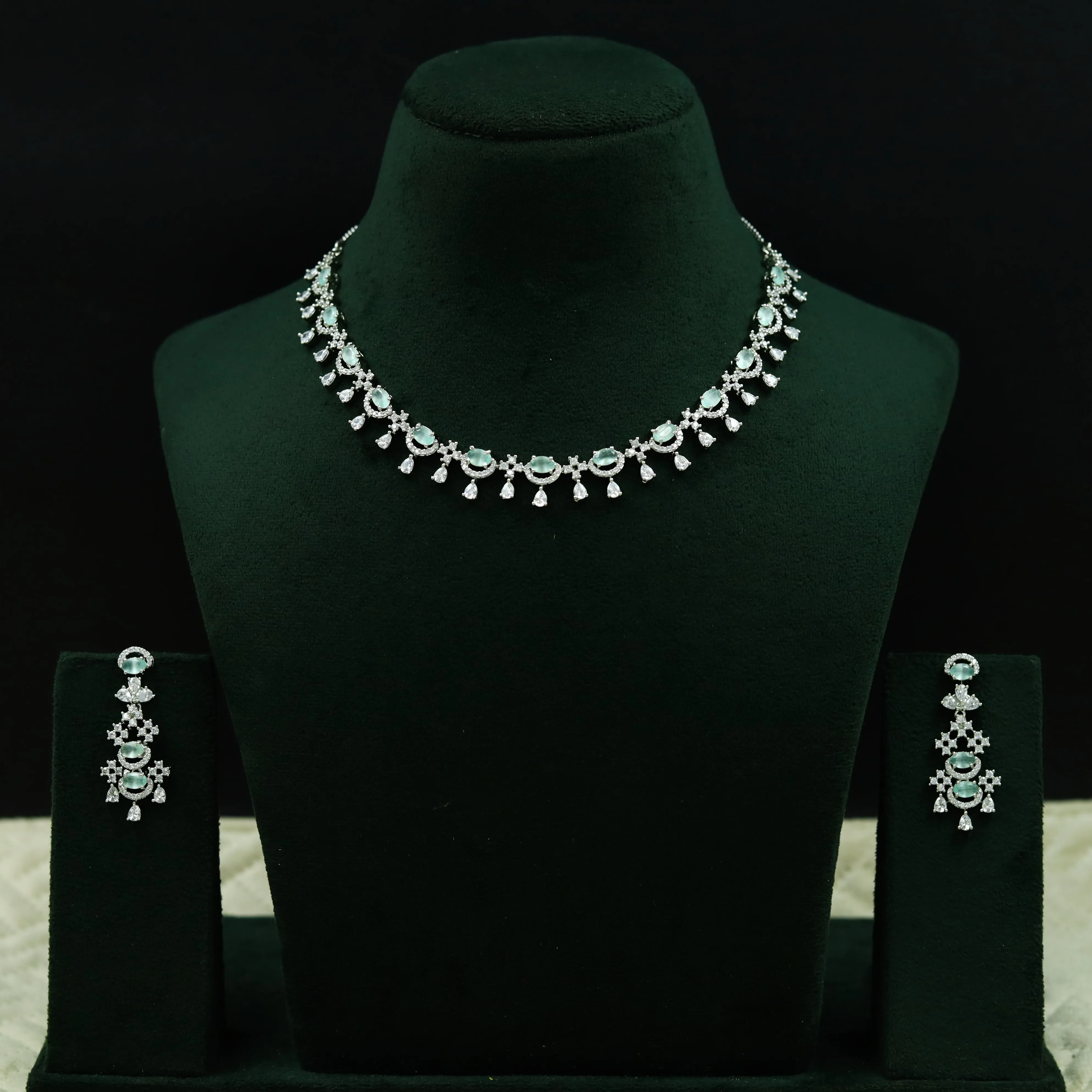 Round Neck Zircon/AD Necklace Set 12767-68