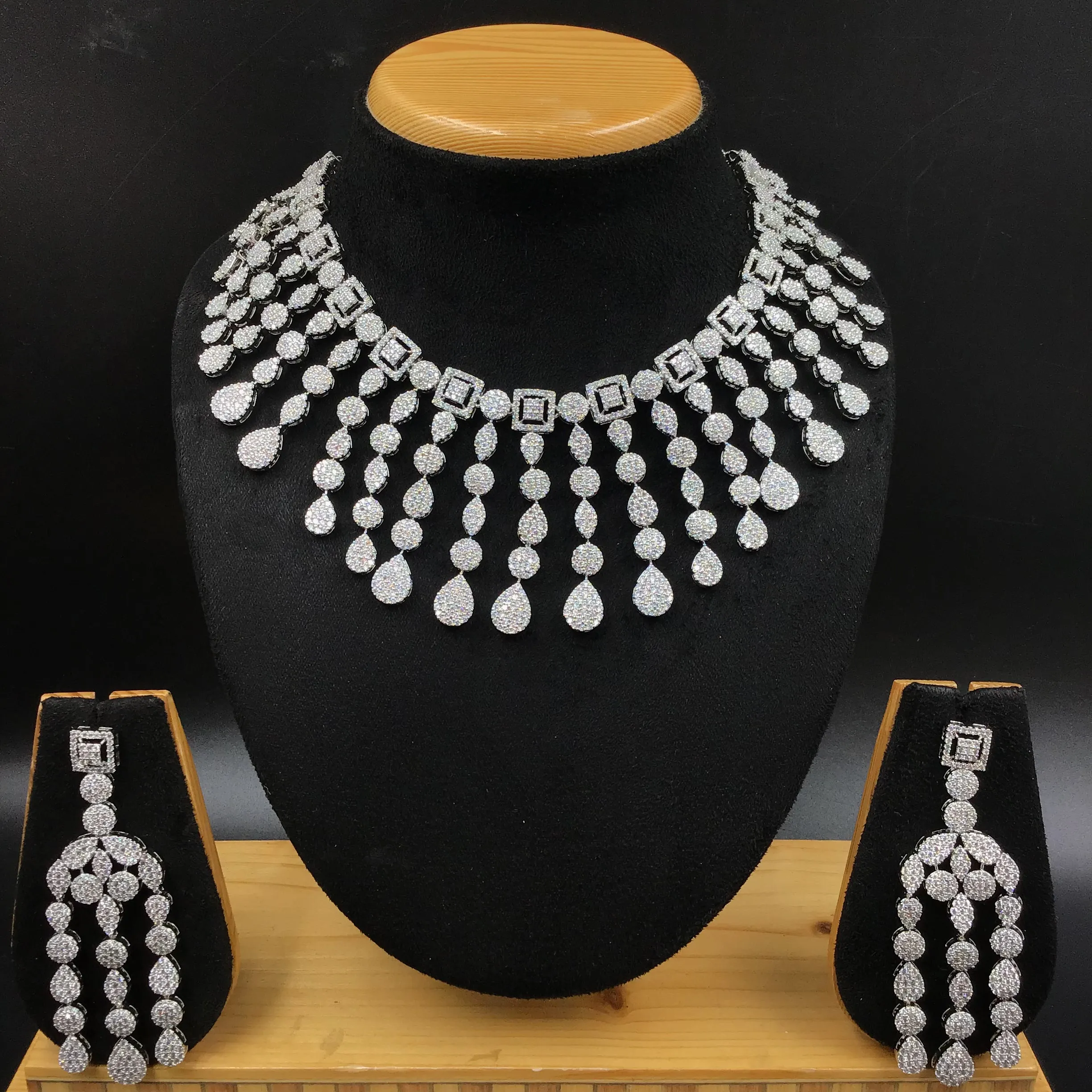 Round Neck Zircon/AD Necklace Set 5938-69