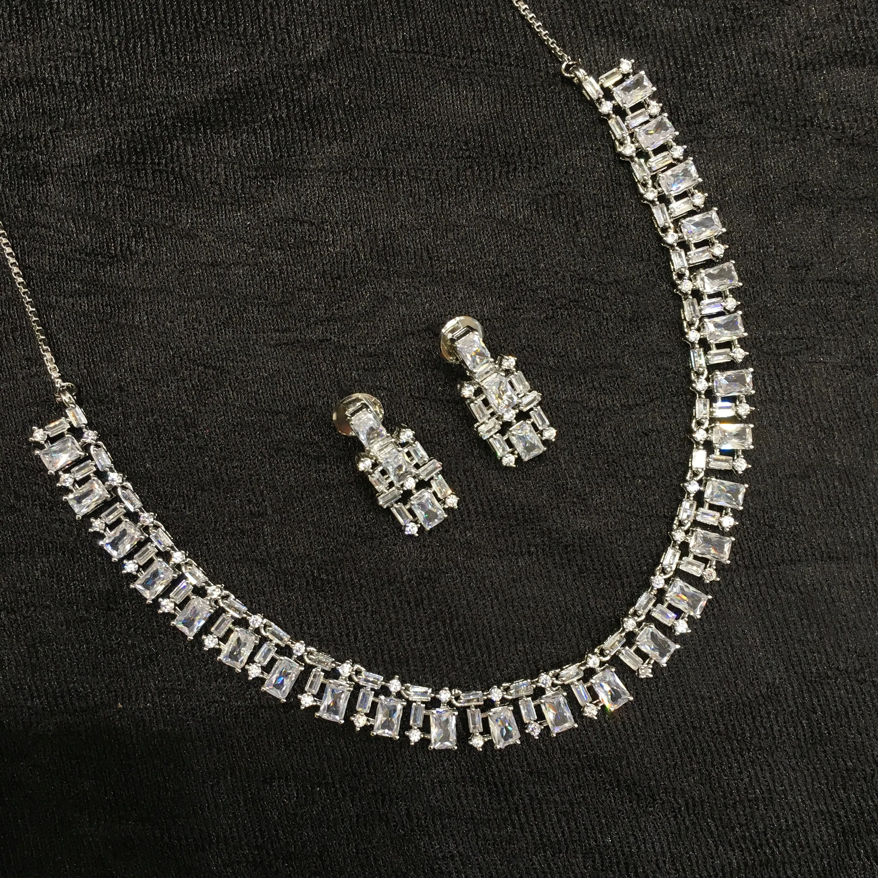 Round Neck Zircon/AD Necklace Set 6194-08