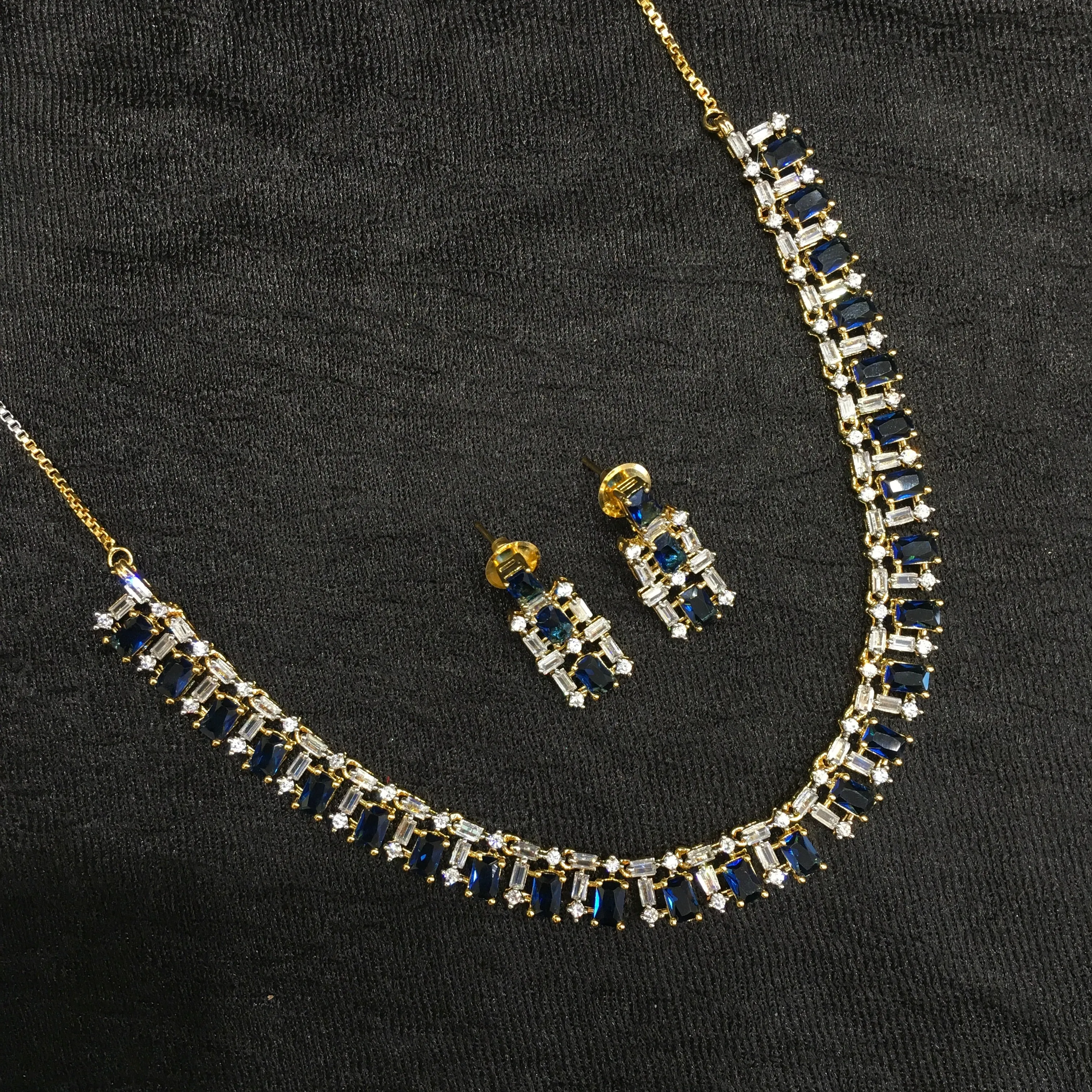Round Neck Zircon/AD Necklace Set 6194-08