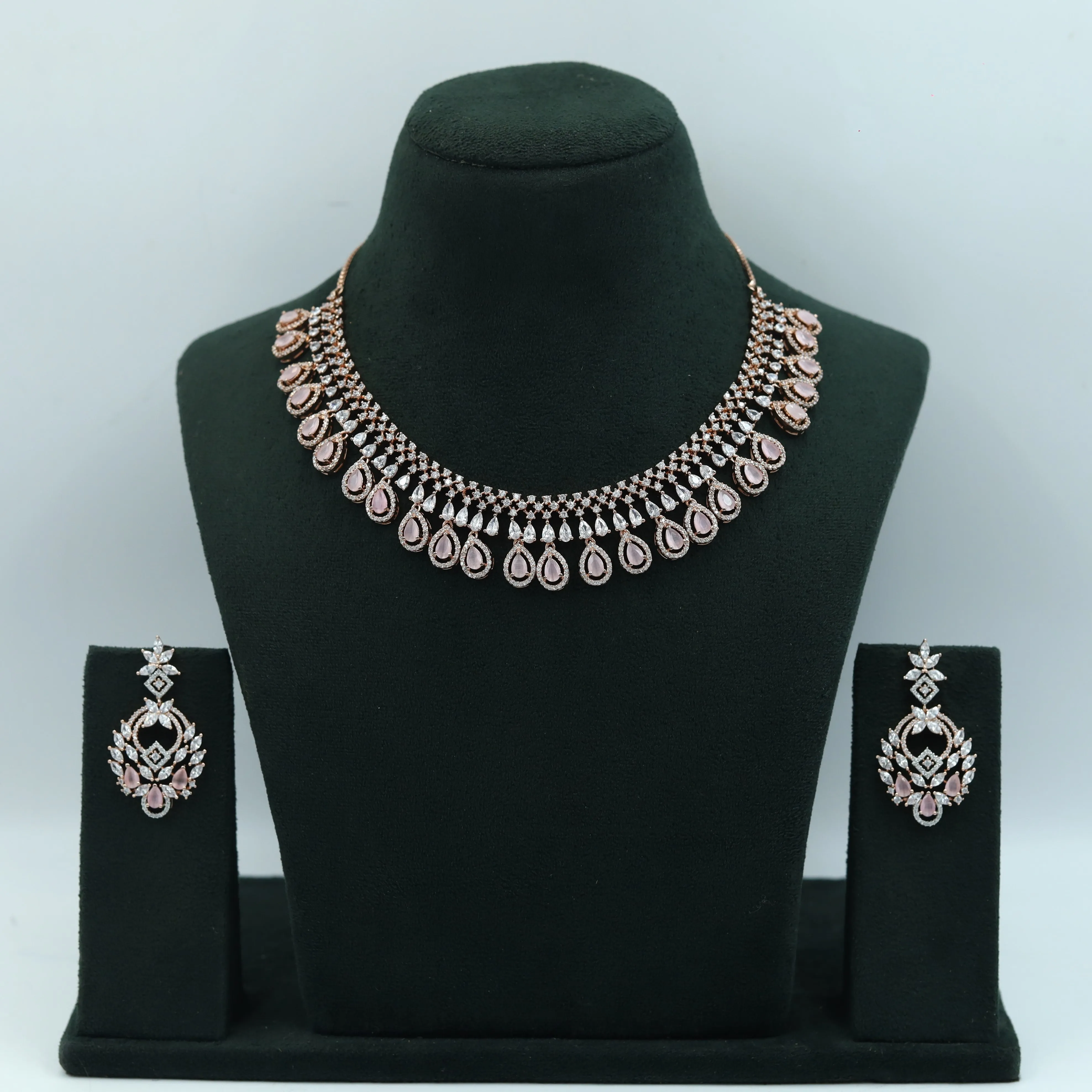 Round Neck Zircon/AD Necklace Set 6197-08