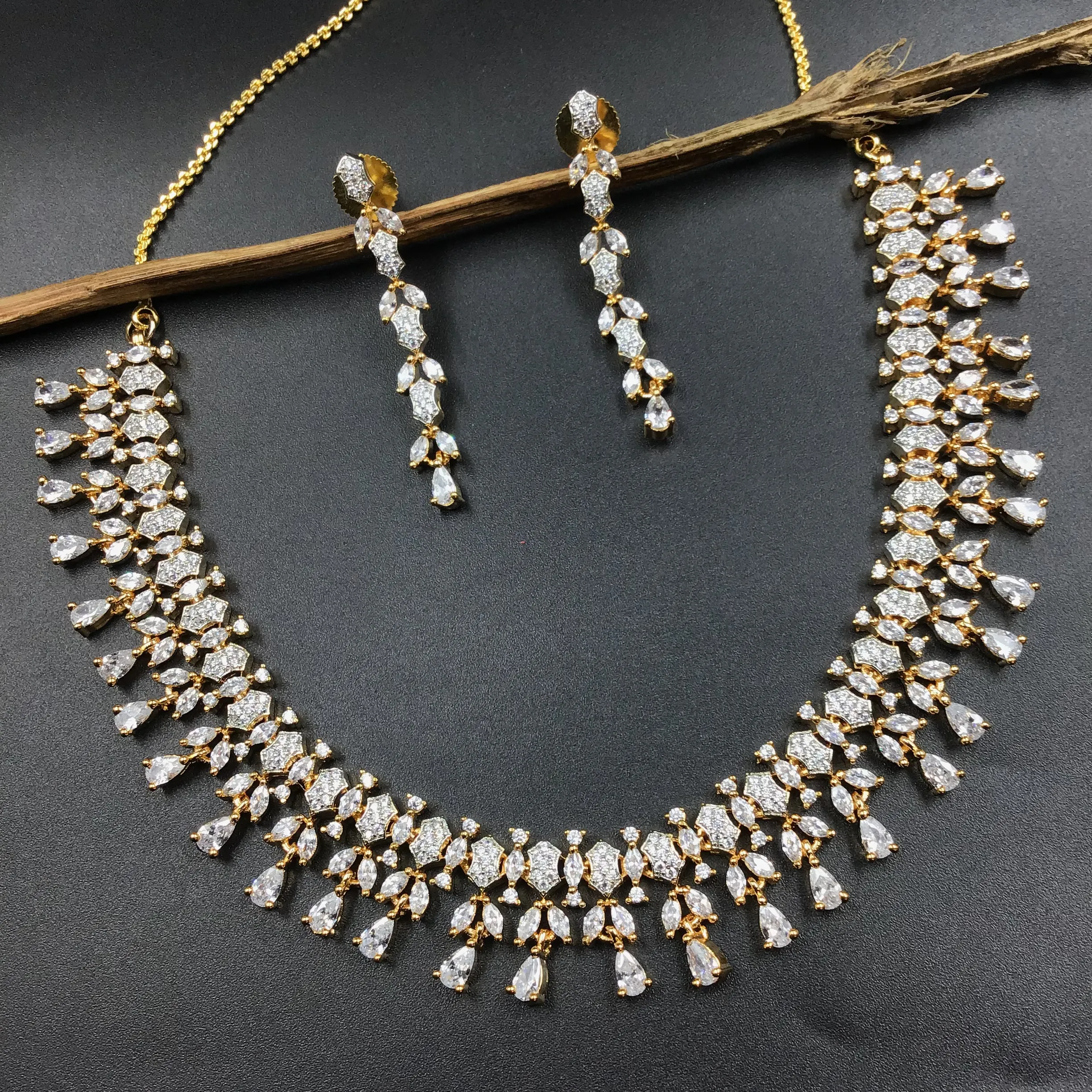 Round Neck Zircon/AD Necklace Set 7327-68