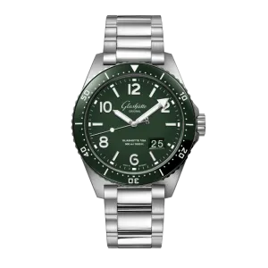 SeaQ Panorama Date Diver Watch