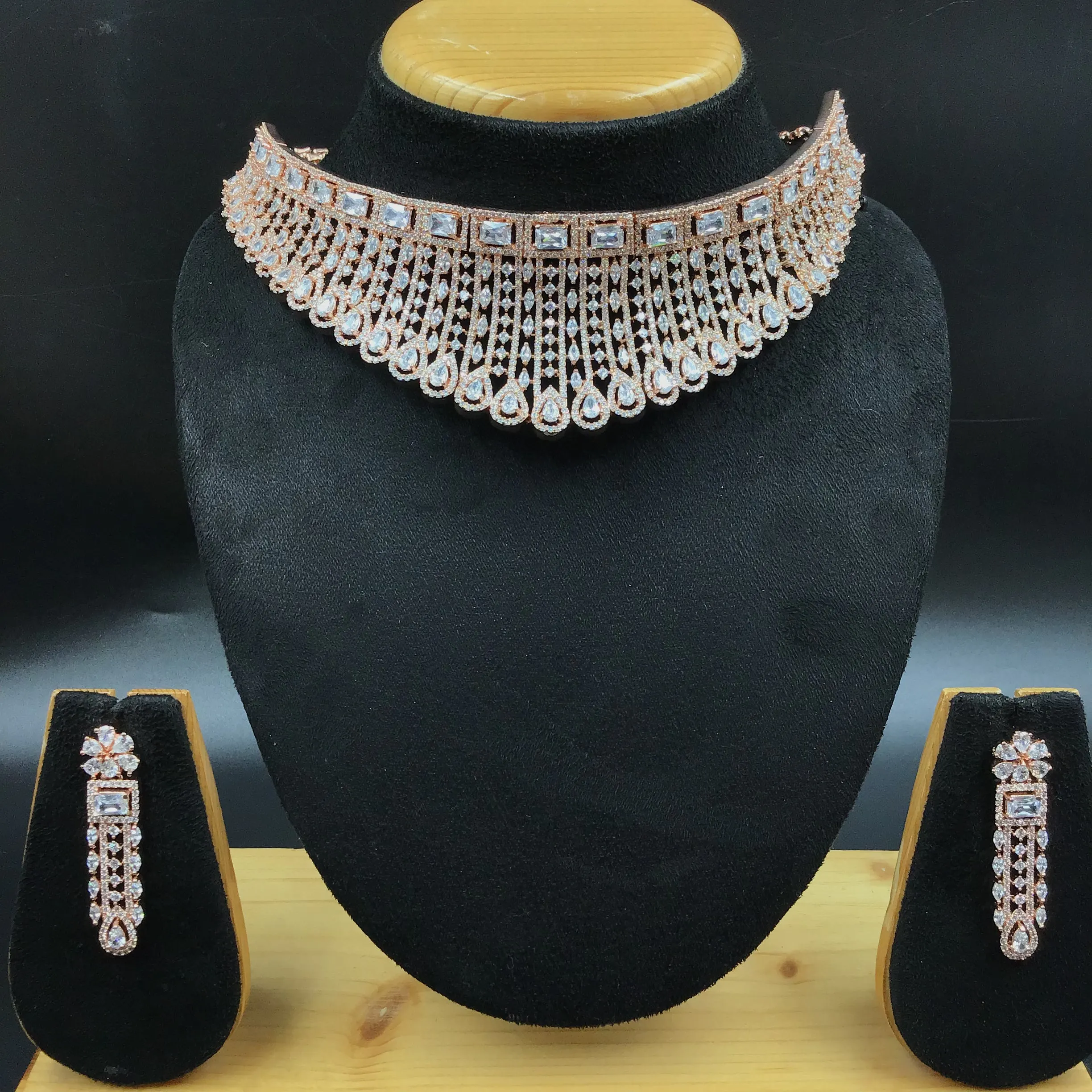 Stylish Zircon/AD Choker Set 15217-2364