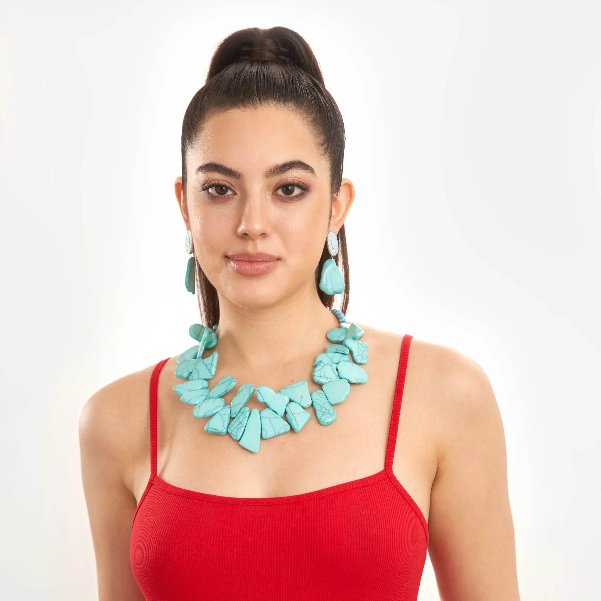 Tia Howlite Necklace - Turquoise