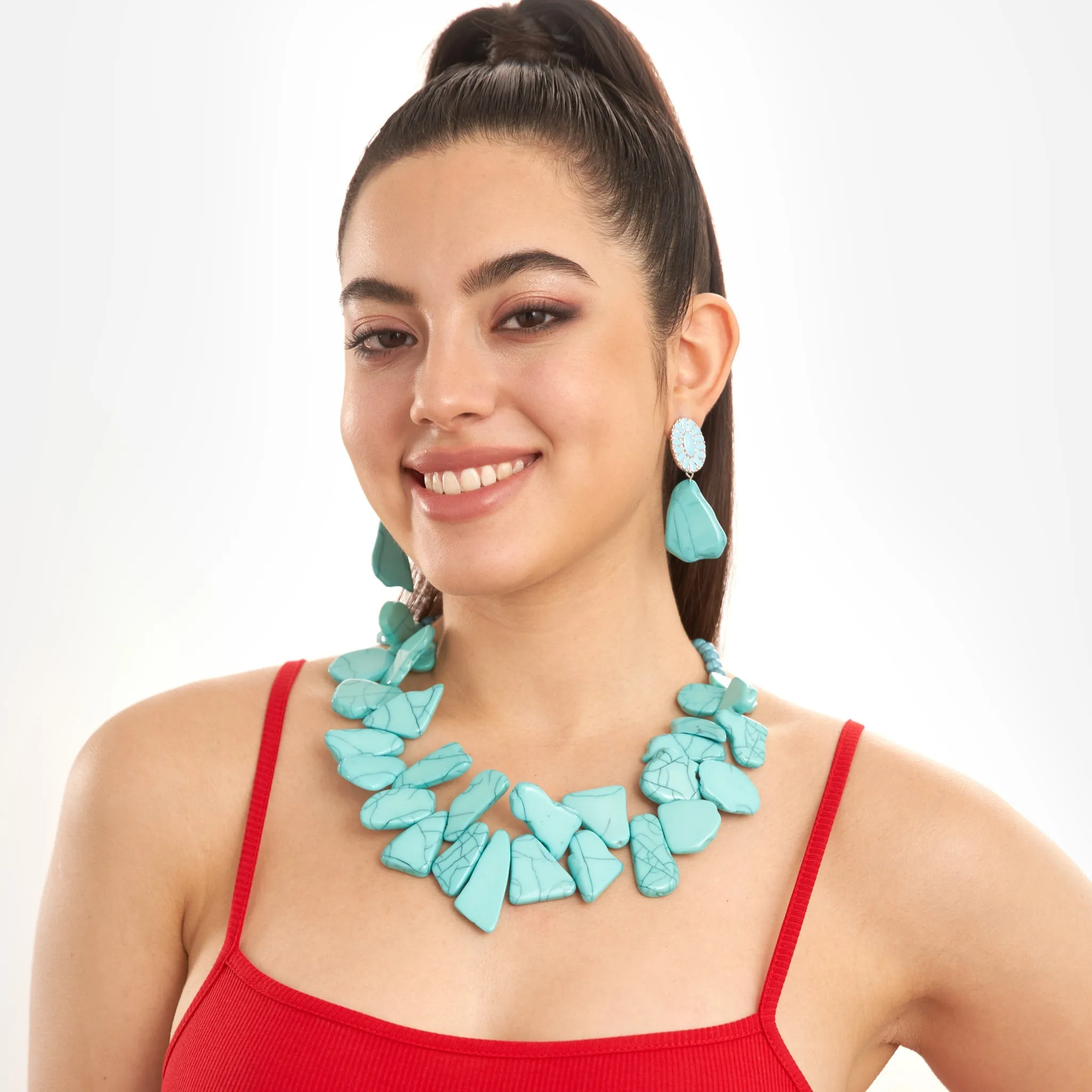 Tia Howlite Necklace - Turquoise