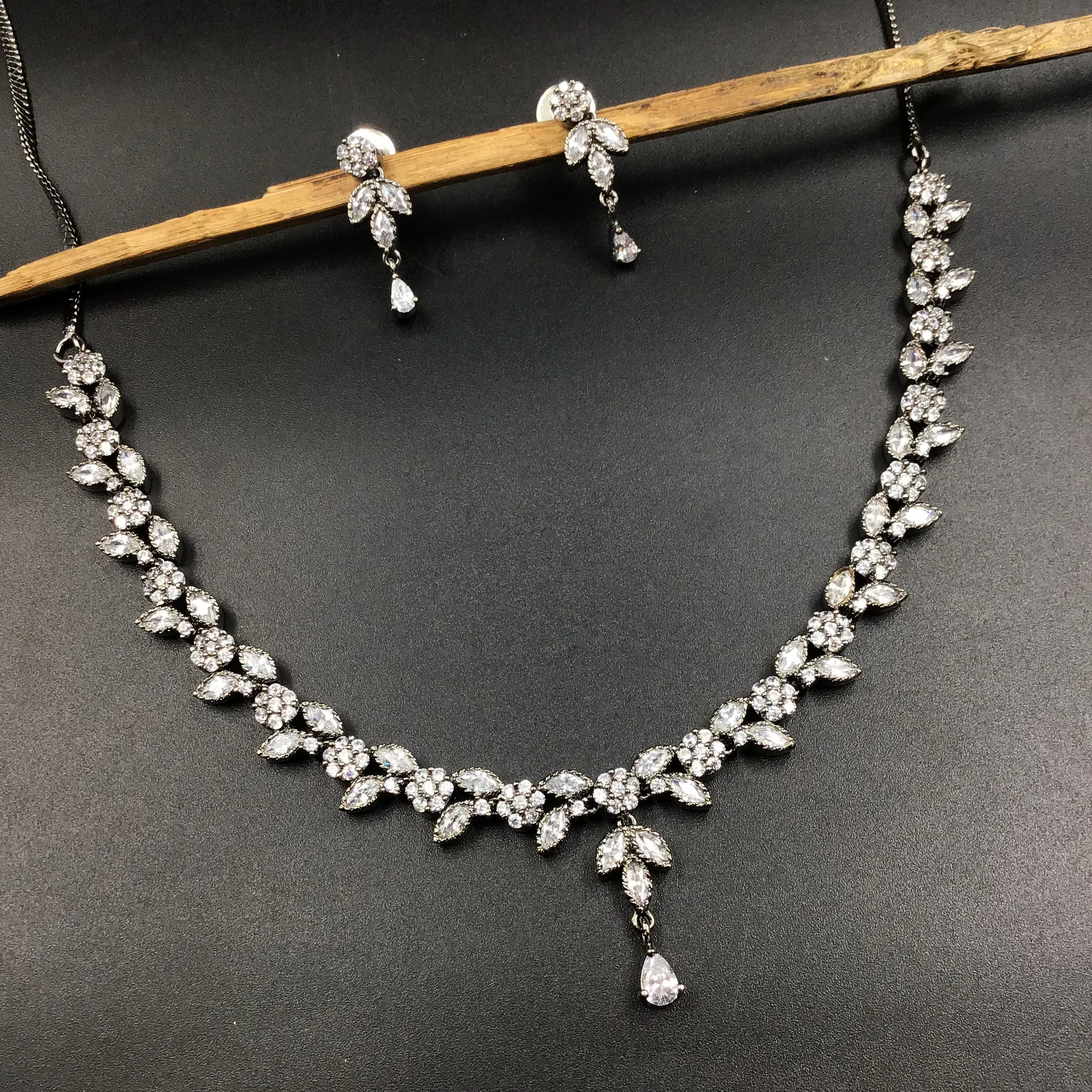Victorian Zircon/AD Necklace Set 12275-8660