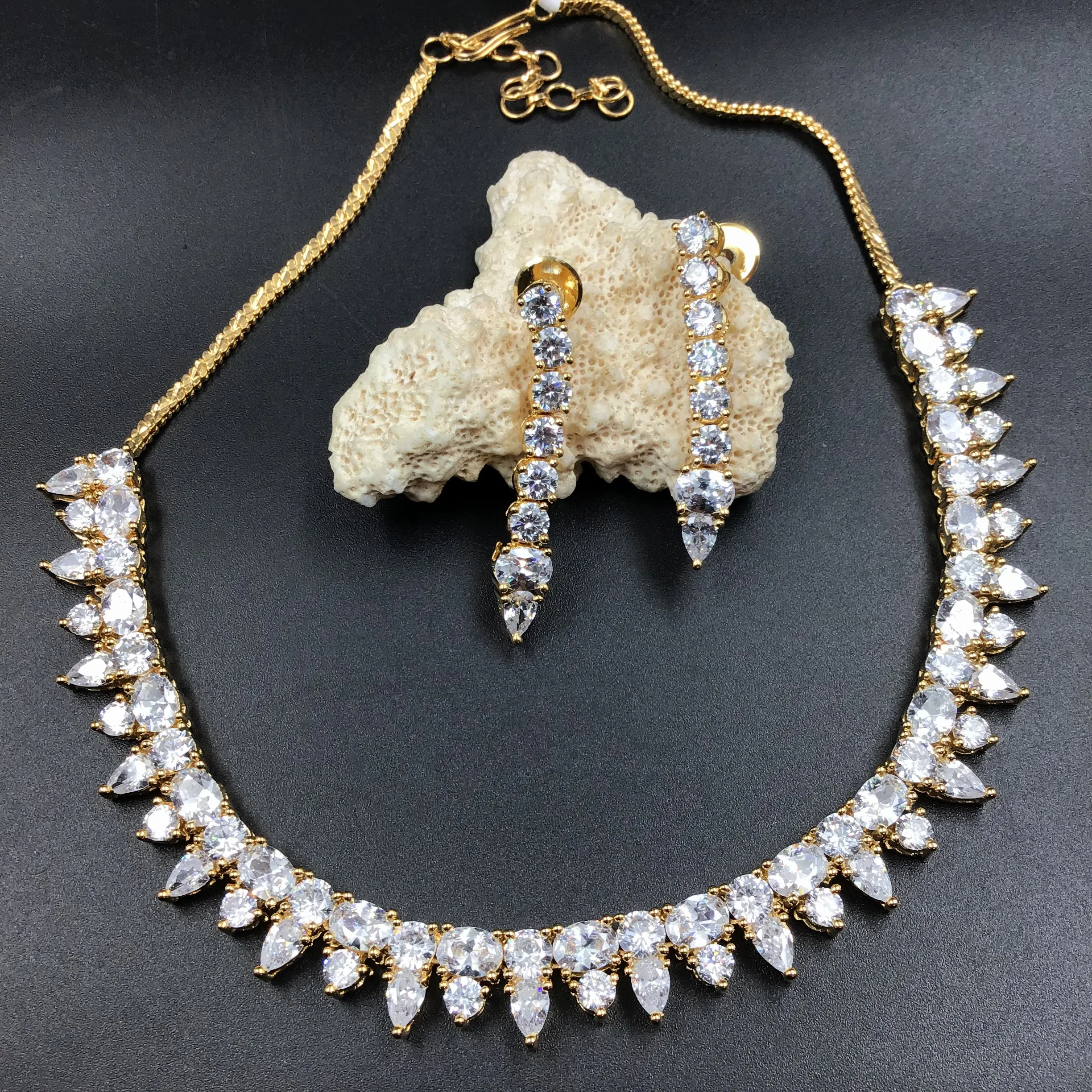 White Zircon/AD Necklace Set 13959-1049