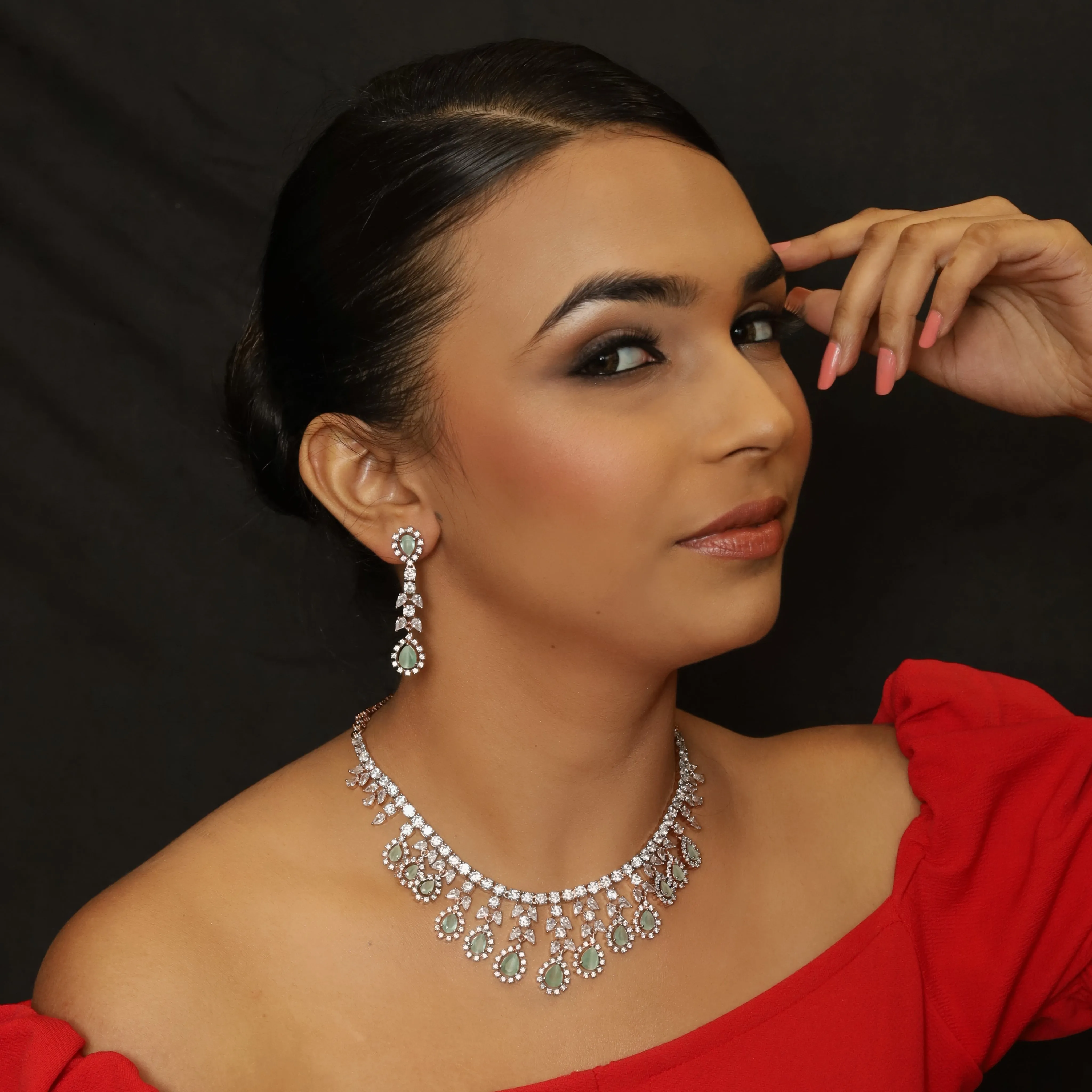 Zircon/AD Round Neck Necklace Set 20047-7231
